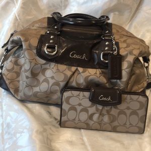 Coach Ashley Signature Satchel WITH WALLET
